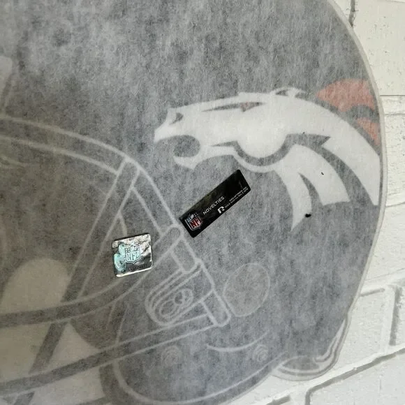 Denver Broncos Pennant Helmet Shape Large 16” X 13” New With Tags NFL - Picture 4 of 5